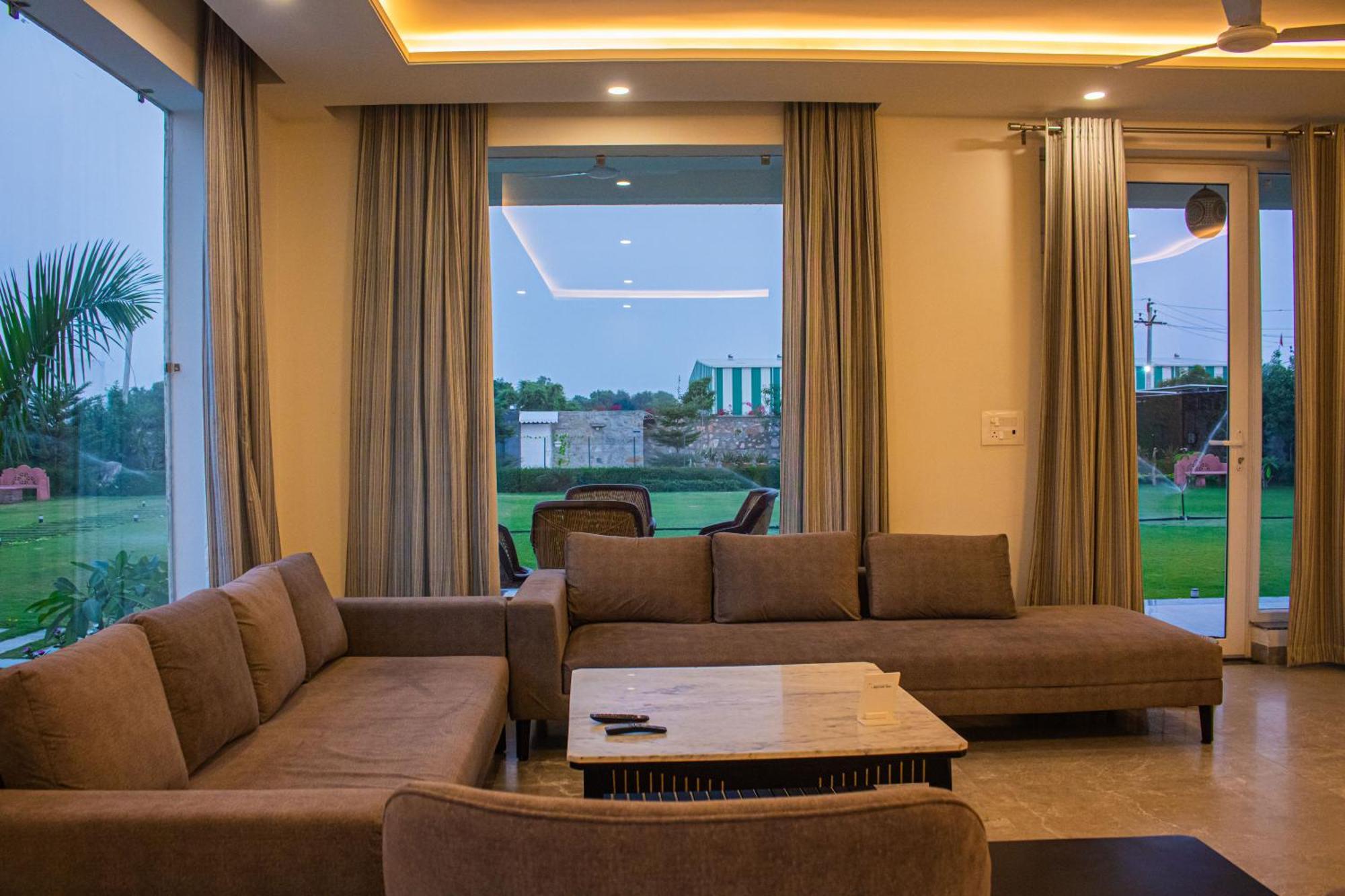 The Peace- A Luxury 2Bhk Private Pool Farm Villa Dzsaipur Kültér fotó